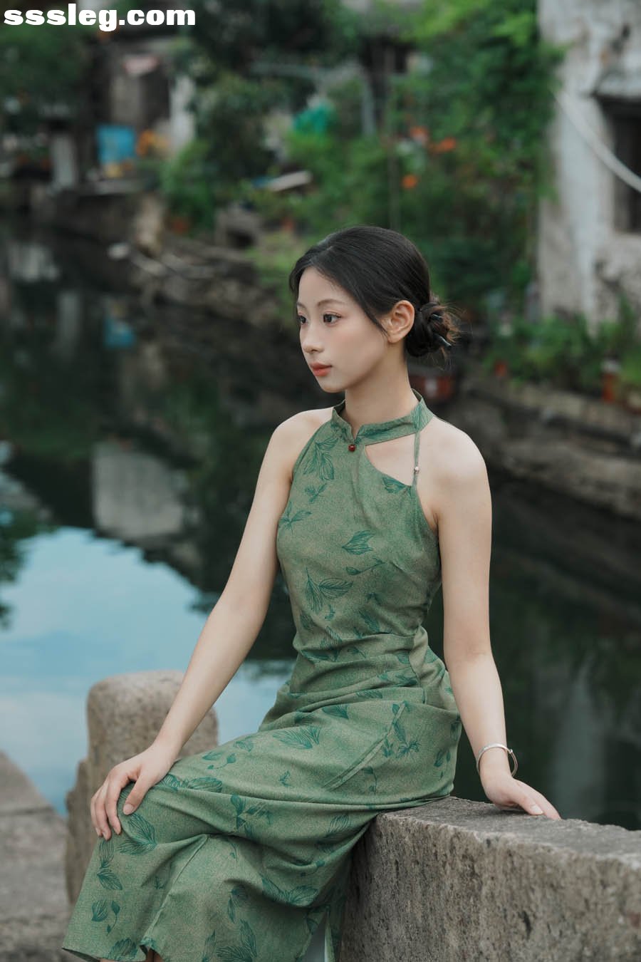 01.jpg