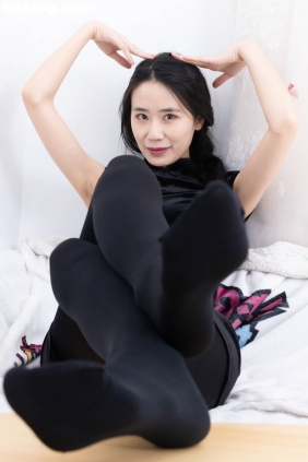 物恋传媒 No.2743 菜菜 厚黑丝[162P+1V3.17G]