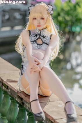 大大卷卷小卷 穹妹旗袍[22P119M]
