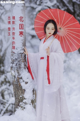 [YITUYU艺图语]2022.12.08 北国寒 灿暖暖暖[19P198M]